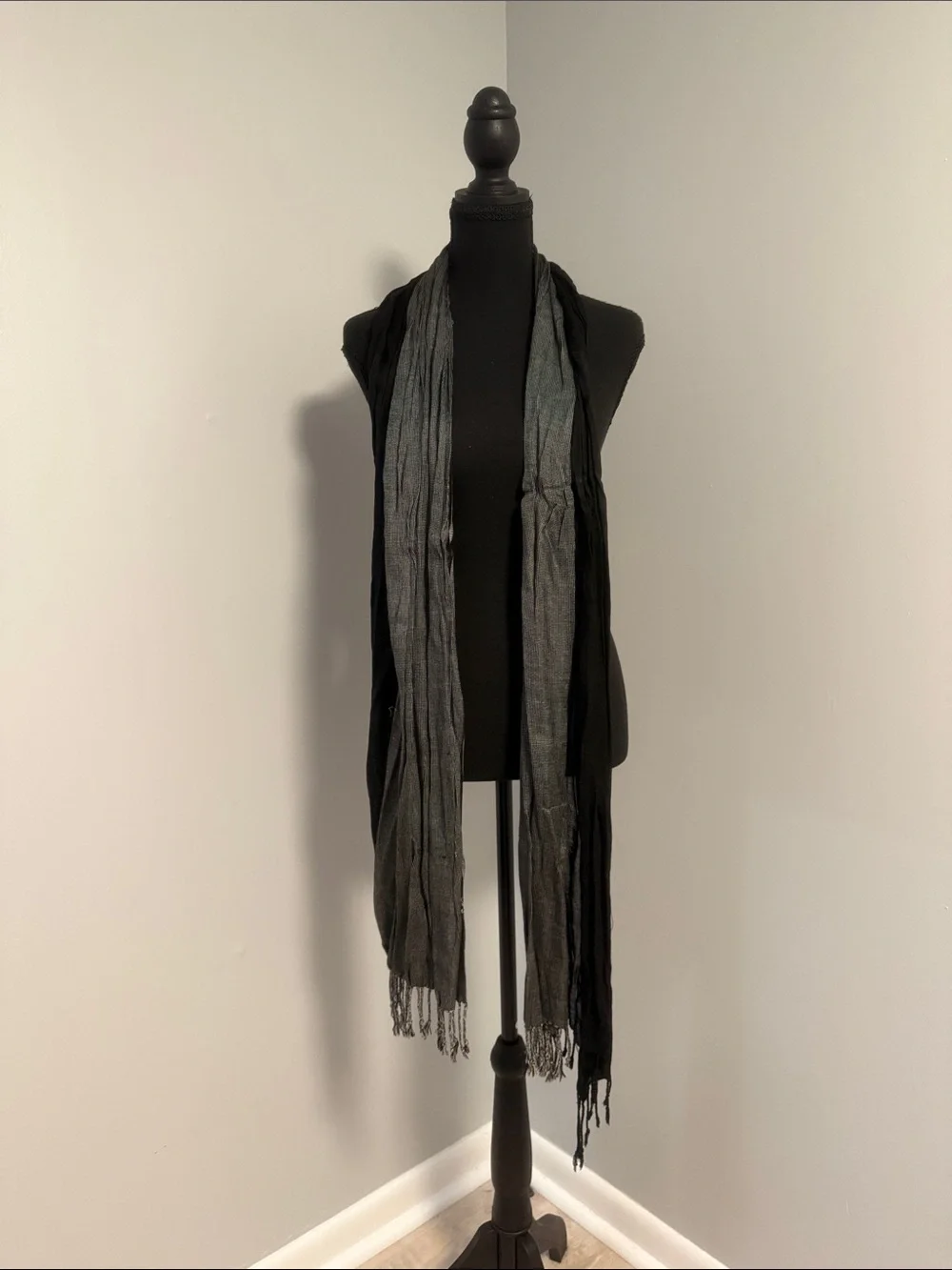 Lightweight Two-Tone Black and Charcoal Scarf